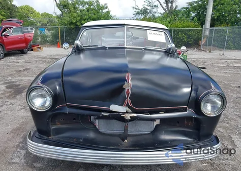 1951 Ford Crown Victoria z USA, uszkodzony, nr VIN BINR151328